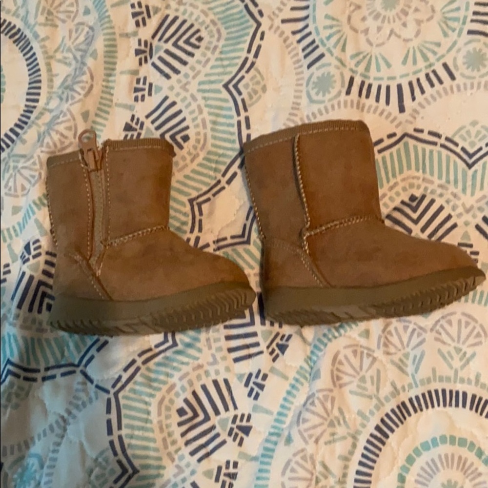 Infant boots